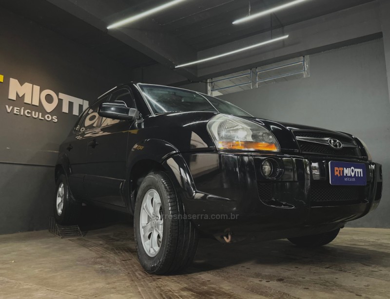 TUCSON 2.0 MPFI GLS 16V 143CV 2WD GASOLINA 4P AUTOMÁTICO - 2012 - MUçUM