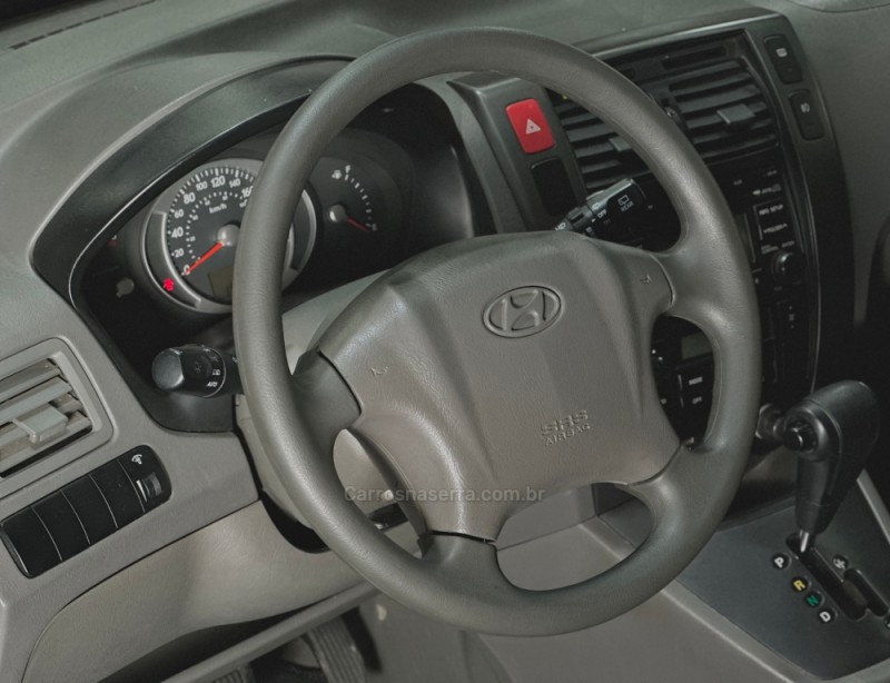 TUCSON 2.0 MPFI GLS 16V 143CV 2WD GASOLINA 4P AUTOMÁTICO - 2012 - MUçUM