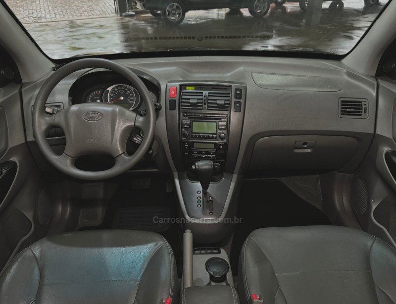 TUCSON 2.0 MPFI GLS 16V 143CV 2WD GASOLINA 4P AUTOMÁTICO - 2012 - MUçUM