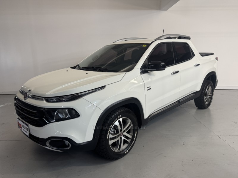 toro 2.0 16v turbo diesel volcano at9 4x4 automatico 2017 caxias do sul