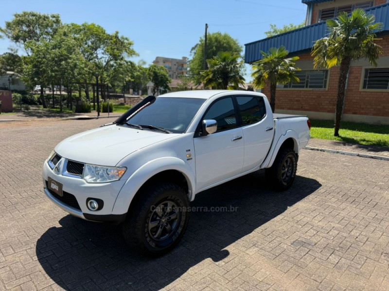 L200 TRITON 3.2 HPE 4X4 CD 16V TURBO INTERCOOLER DIESEL 4P AUTOMÁTICO - 2013 - BROCHIER