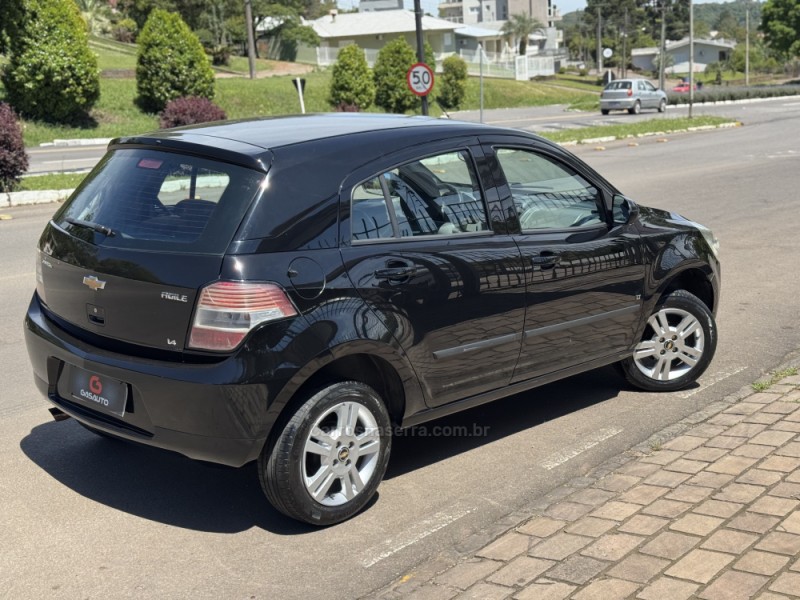 AGILE 1.4 MPFI LT 8V FLEX 4P MANUAL - 2011 - NOVA PRATA