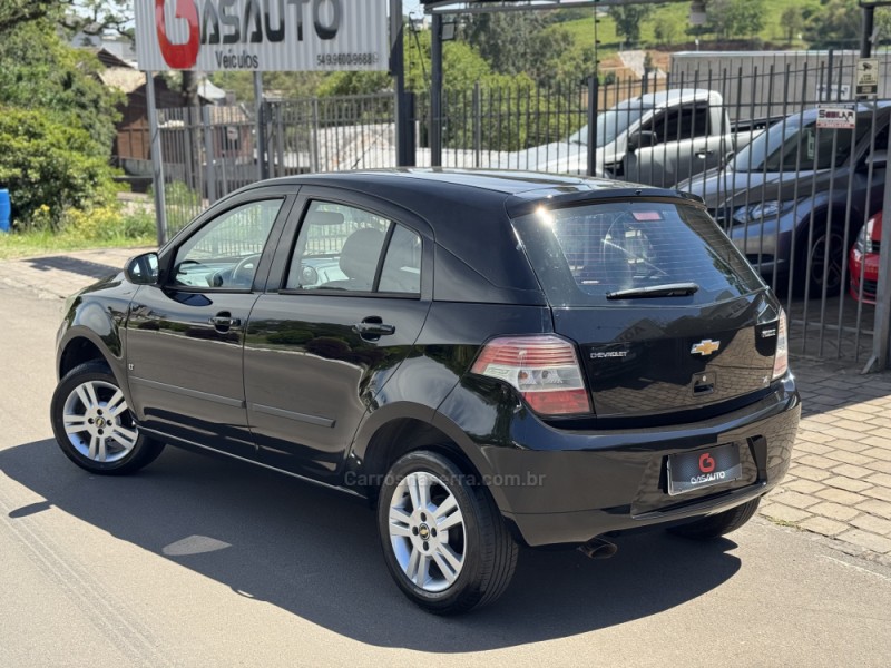 AGILE 1.4 MPFI LT 8V FLEX 4P MANUAL - 2011 - NOVA PRATA