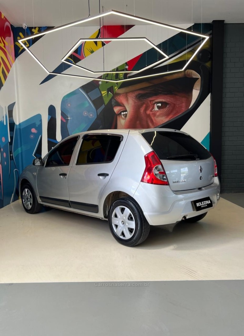 SANDERO 1.6 EXPRESSION 8V FLEX 4P MANUAL - 2011 - NOVO HAMBURGO