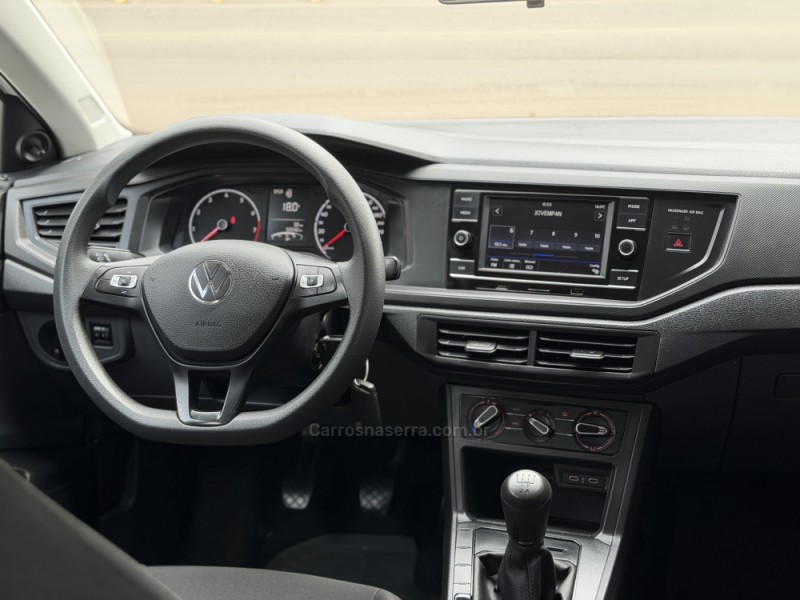 POLO 1.0 MPI 12V FLEX 4P MANUAL - 2023 - NOVA PRATA