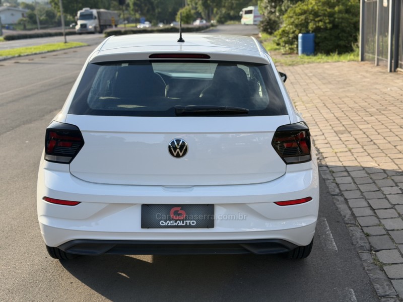 POLO 1.0 MPI 12V FLEX 4P MANUAL - 2023 - NOVA PRATA