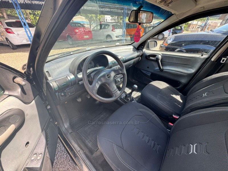 CORSA 1.0 MPFI CLASSIC 8V GASOLINA 4P MANUAL - 2004 - IGREJINHA