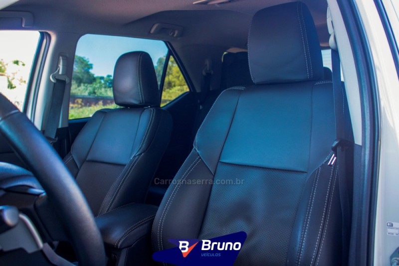 HILUX SW4 2.8 SRX 4X4 7 LUGARES 16V TURBO INTERCOOLER DIESEL 4P AUTOMÁTICO - 2021 - PALMEIRA DAS MISSõES