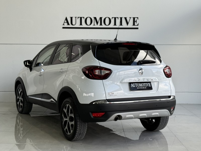 CAPTUR 1.6 16V INTENSE BOSE FLEX 4P AUTOMÁTICO - 2021 - CAXIAS DO SUL
