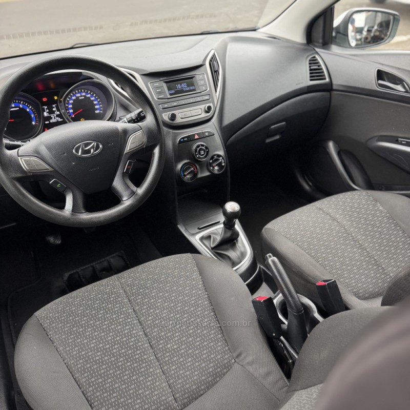 HB20 1.0 COMFORT PLUS 12V FLEX 4P MANUAL - 2018 - NOVO HAMBURGO