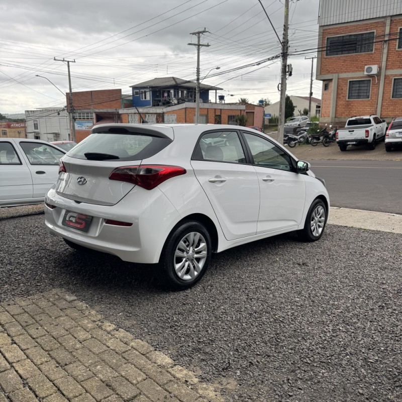 HB20 1.0 COMFORT PLUS 12V FLEX 4P MANUAL - 2018 - NOVO HAMBURGO