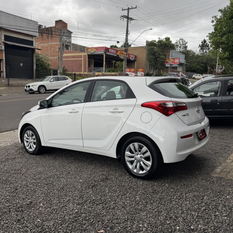 HB20 1.0 COMFORT PLUS 12V FLEX 4P MANUAL - 2018 - NOVO HAMBURGO