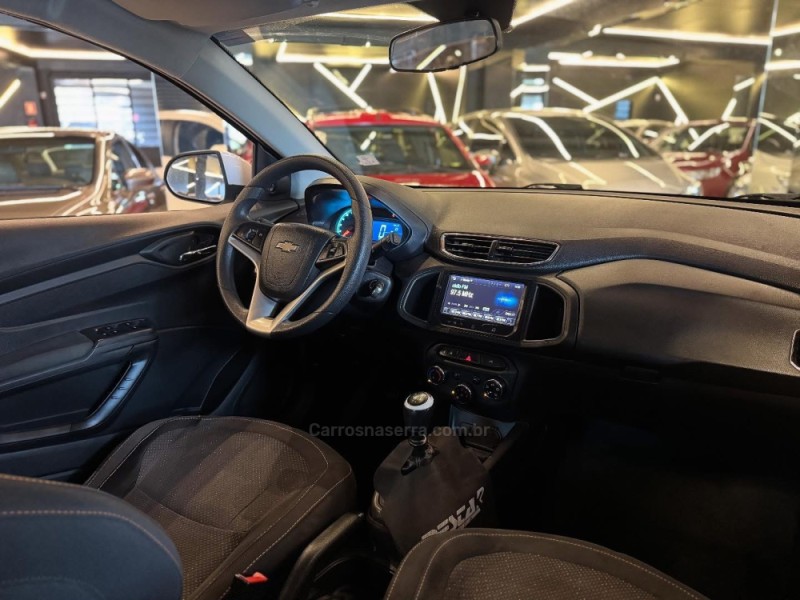 ONIX 1.4 MPFI LTZ 8V FLEX 4P MANUAL - 2014 - NOVO HAMBURGO