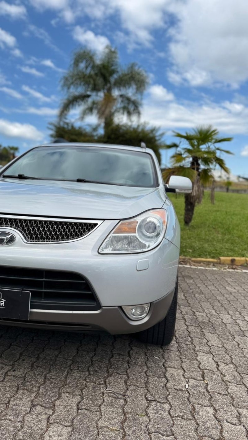 VERA CRUZ 3.8 GLS 4WD 4X4 V6 24V GASOLINA 4P AUTOMÁTICO - 2010 - CAXIAS DO SUL