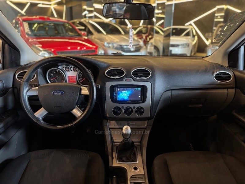 FOCUS 1.6 SE 8V FLEX 4P MANUAL - 2013 - NOVO HAMBURGO