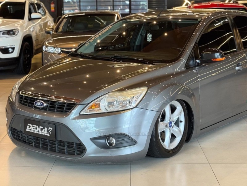 FOCUS 1.6 SE 8V FLEX 4P MANUAL - 2013 - NOVO HAMBURGO
