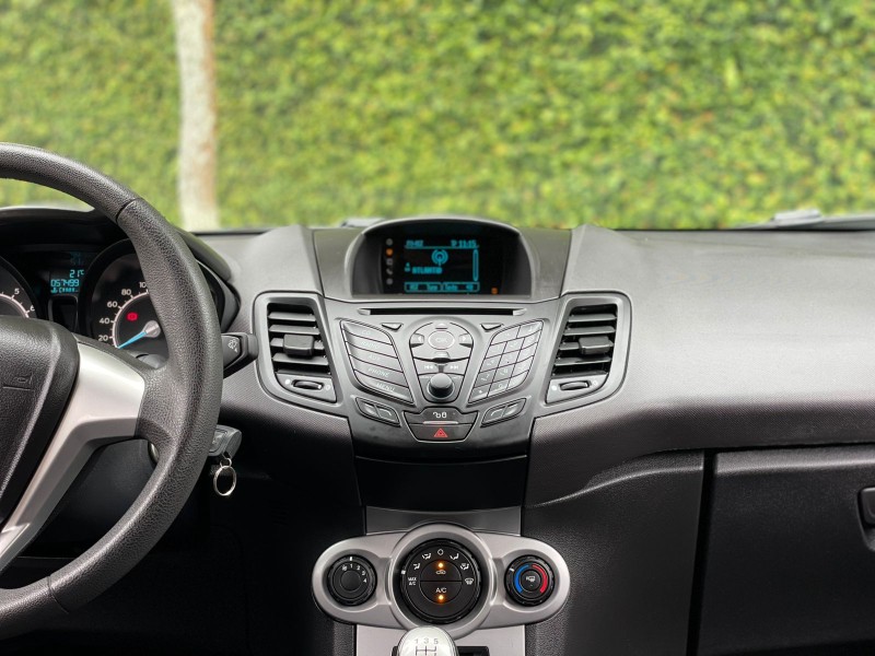 FIESTA 1.6 SE STYLE HATCH 16V FLEX 4P MANUAL - 2019 - FARROUPILHA