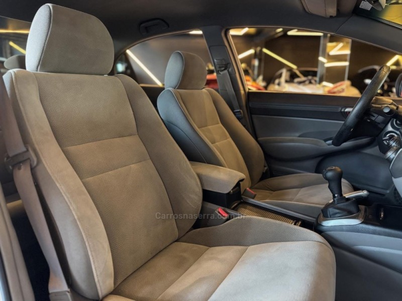 CIVIC 1.8 LXS 16V FLEX 4P AUTOMÁTICO - 2007 - NOVO HAMBURGO