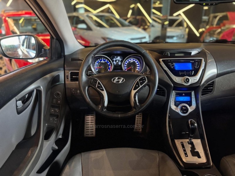 ELANTRA 1.8 GLS 16V GASOLINA 4P AUTOMÁTICO - 2013 - NOVO HAMBURGO