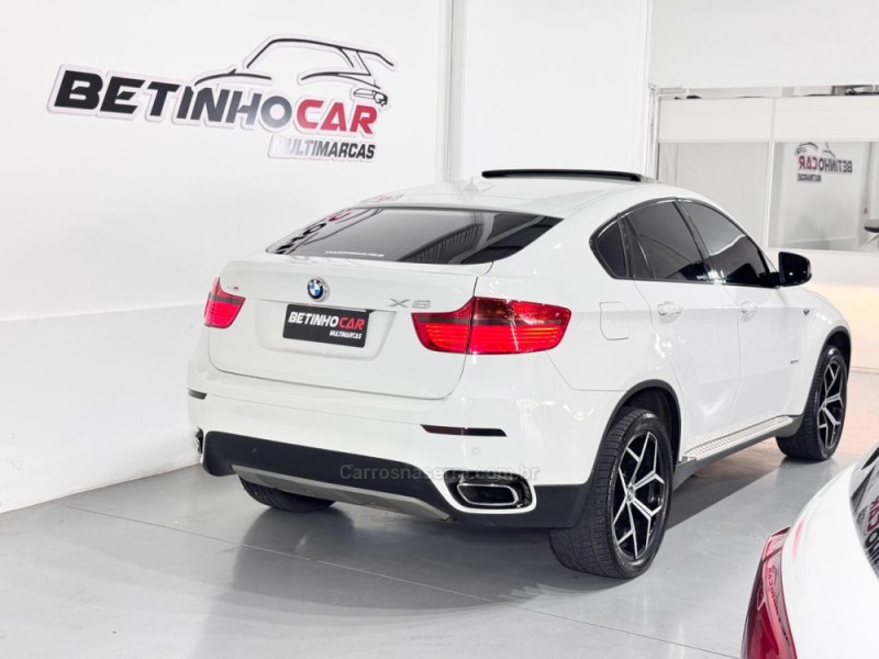 X6 4.4 50I 4X4 COUPÉ 8 CILINDROS 32V BI-TURBO GASOLINA 4P AUTOMÁTICO - 2010 - ESTâNCIA VELHA