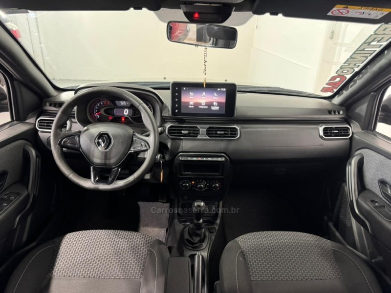 OROCH 1.6 16V SCE INTENSE FLEX 4P MANUAL - 2023 - ESTâNCIA VELHA