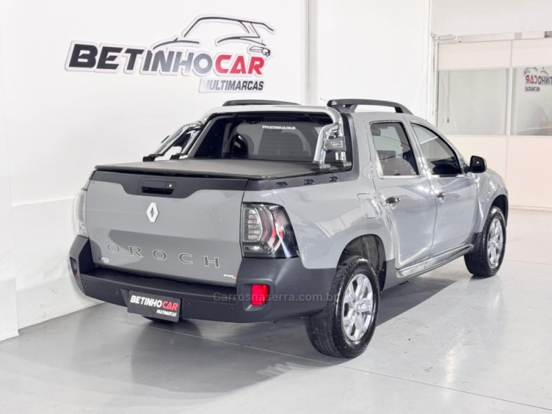 OROCH 1.6 16V SCE INTENSE FLEX 4P MANUAL - 2023 - ESTâNCIA VELHA