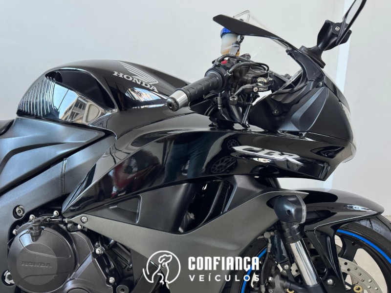 CBR 600RR ABS - 2008 - BENTO GONçALVES