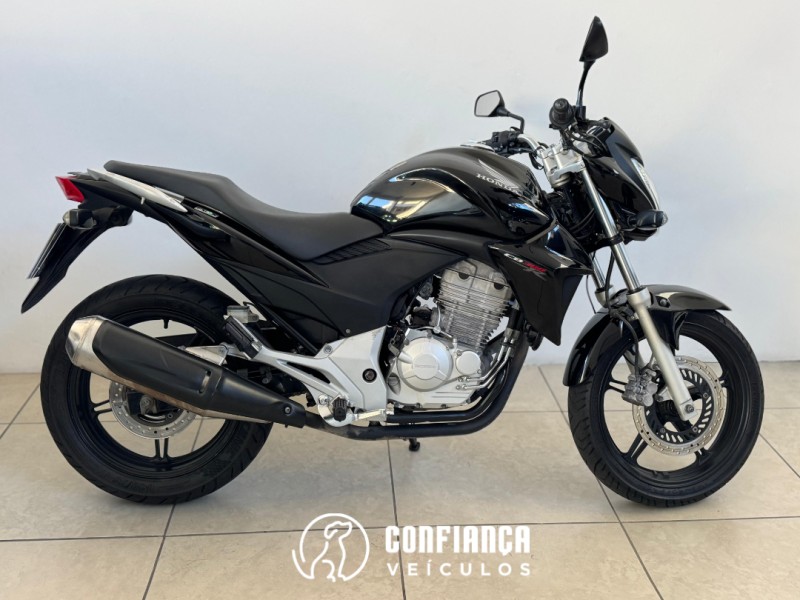 CB 300R ABS - 2013 - BENTO GONçALVES
