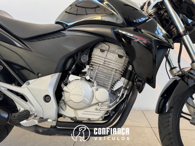 CB 300R ABS - 2013 - BENTO GONçALVES