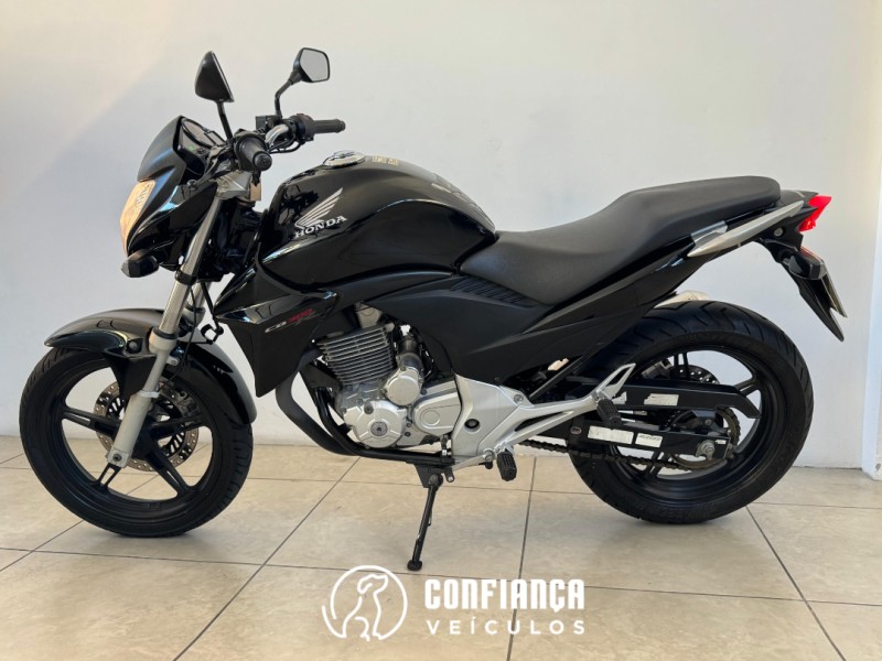 CB 300R ABS - 2013 - BENTO GONçALVES