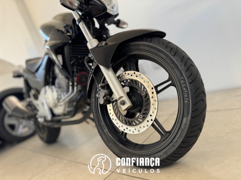CB 300R ABS - 2013 - BENTO GONçALVES