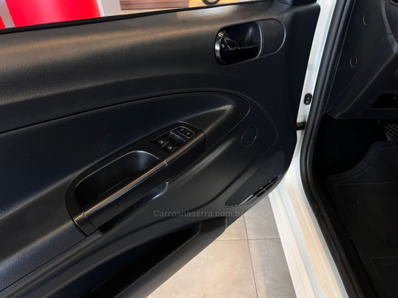 SAVEIRO 1.6 MSI ROBUST CS 8V FLEX 2P MANUAL - 2022 - CAMPO BOM