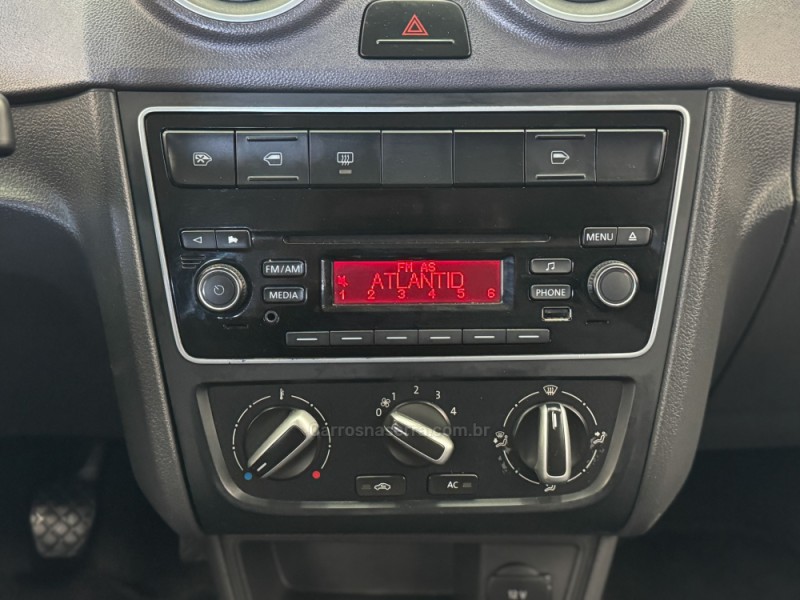 GOL 1.6 MI HIGHLINE 8V FLEX 4P MANUAL - 2014 - CARLOS BARBOSA