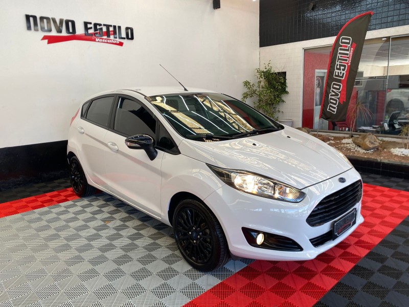 FIESTA 1.6 SE HATCH 16V FLEX 4P MANUAL - 2017 - CAXIAS DO SUL