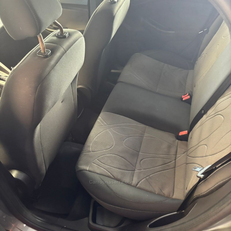 FOCUS 1.6 S HATCH 16V FLEX 4P AUTOMÁTICO - 2014 - PASSO FUNDO