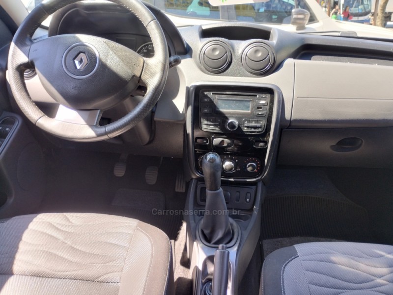 DUSTER 1.6 DYNAMIQUE 4X2 16V FLEX 4P MANUAL - 2014 - CAXIAS DO SUL