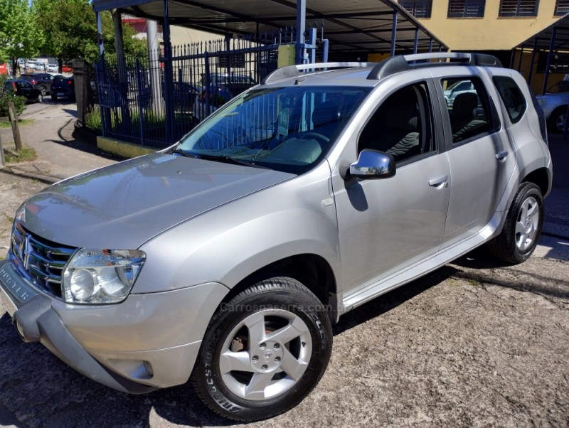 DUSTER 1.6 DYNAMIQUE 4X2 16V FLEX 4P MANUAL - 2014 - CAXIAS DO SUL