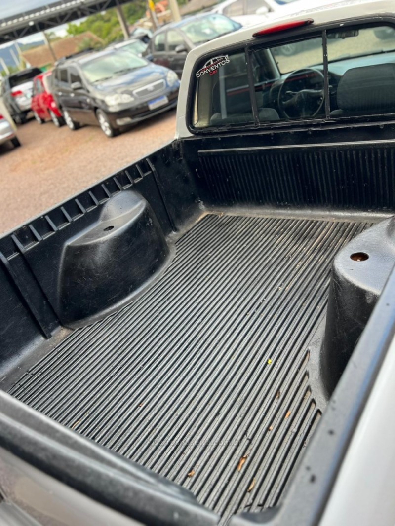 SAVEIRO 1.6 MI CL CS 8V GASOLINA 2P MANUAL G.II - 1999 - LAJEADO