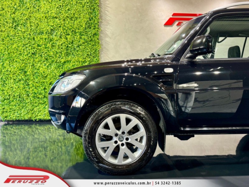 PAJERO TR4 2.0 4X4 16V 140CV FLEX 4P AUTOMÁTICO - 2014 - NOVA PRATA