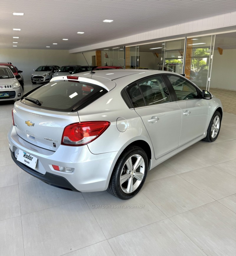 CRUZE 1.8 LT SPORT6 16V FLEX 4P AUTOMÁTICO - 2015 - VILA FLORES