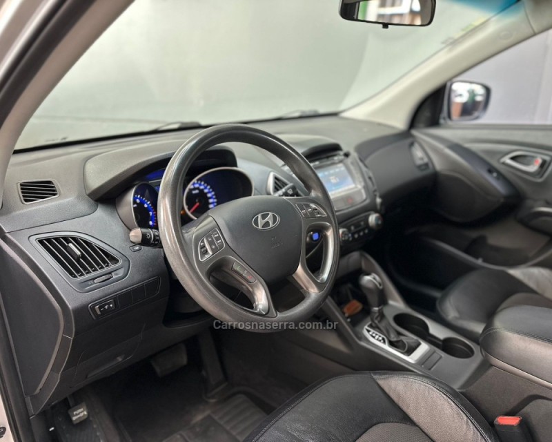 IX35 2.0 16V FLEX 4P AUTOMÁTICO - 2016 - VACARIA