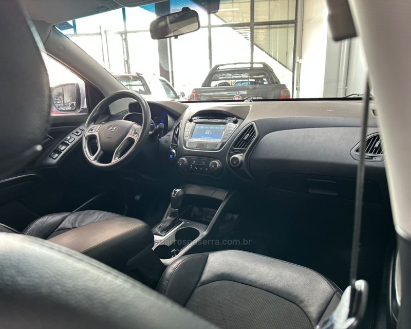 IX35 2.0 16V FLEX 4P AUTOMÁTICO - 2016 - VACARIA