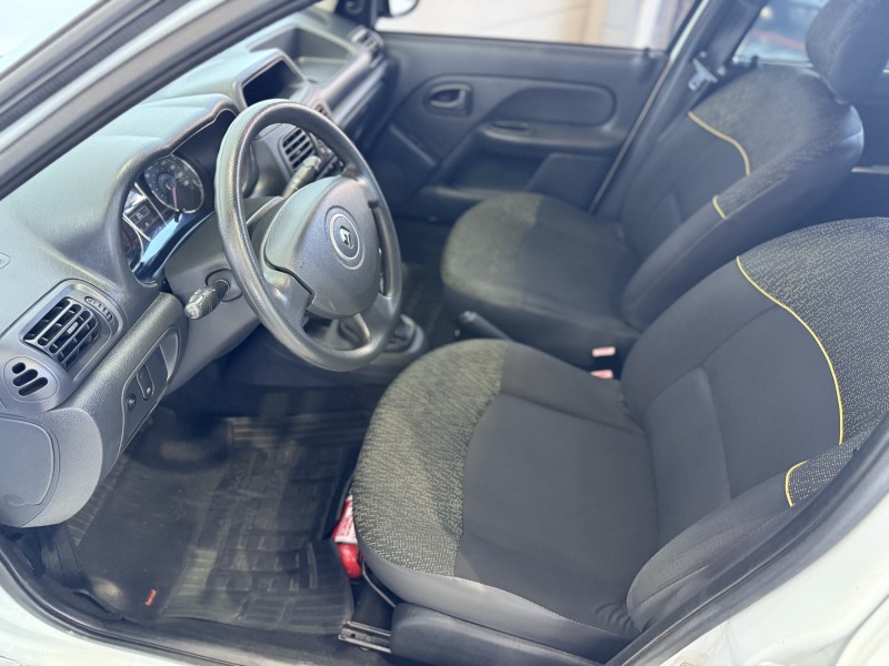 CLIO 1.0 EXPRESSION 16V FLEX 4P MANUAL - 2014 - CAXIAS DO SUL