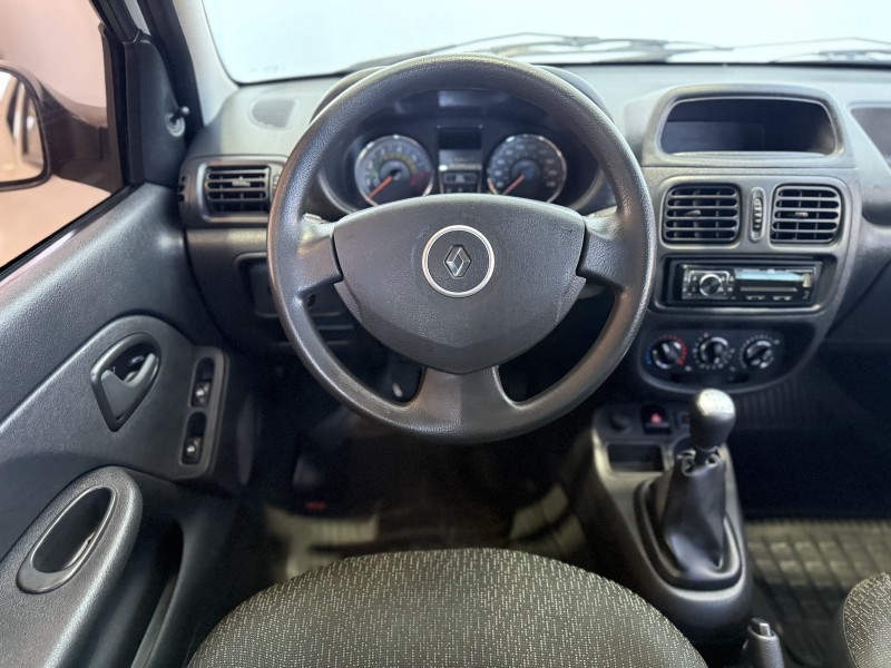CLIO 1.0 EXPRESSION 16V FLEX 4P MANUAL - 2014 - CAXIAS DO SUL