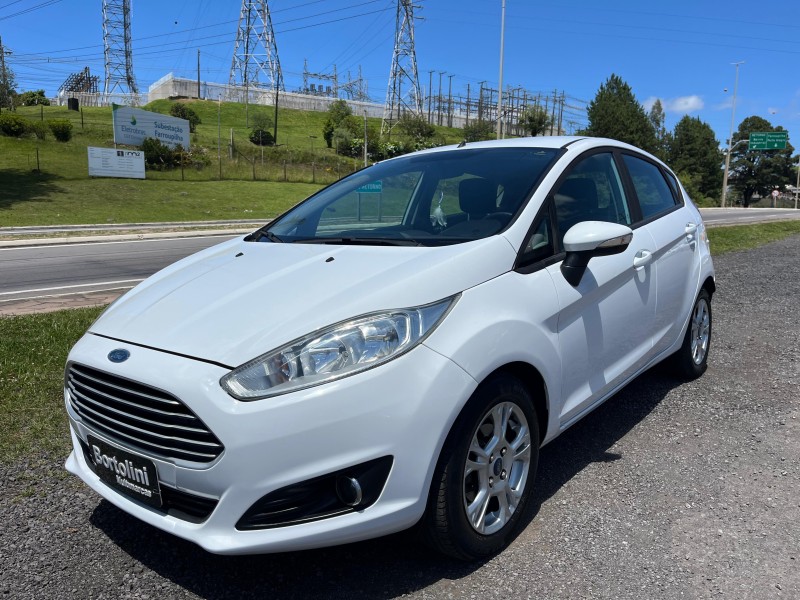 FIESTA 1.6 SE HATCH 16V FLEX 4P AUTOMÁTICO - 2014 - FARROUPILHA
