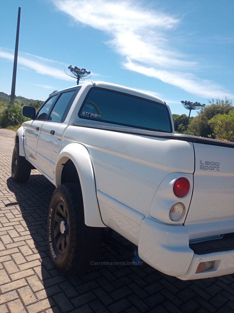 L200 2.5 GLS 4X4 CD 8V DIESEL 4P MANUAL  - 2007 - CAXIAS DO SUL