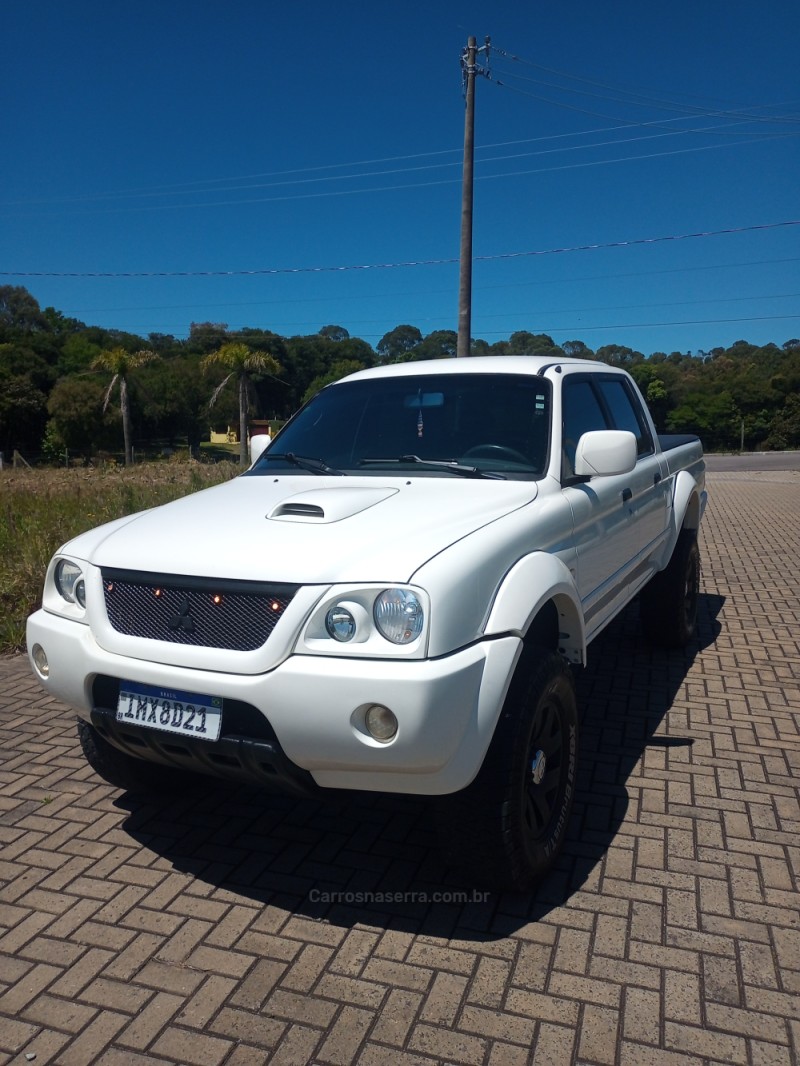 L200 2.5 GLS 4X4 CD 8V DIESEL 4P MANUAL  - 2007 - CAXIAS DO SUL