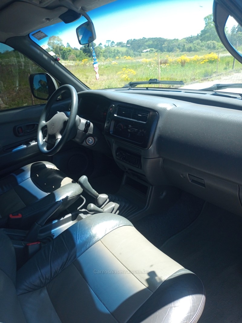 L200 2.5 GLS 4X4 CD 8V DIESEL 4P MANUAL  - 2007 - CAXIAS DO SUL