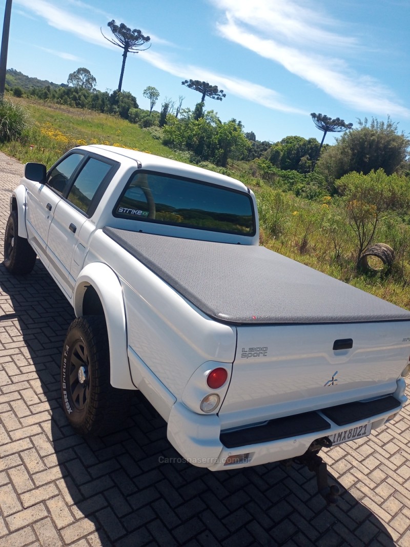 L200 2.5 GLS 4X4 CD 8V DIESEL 4P MANUAL  - 2007 - CAXIAS DO SUL