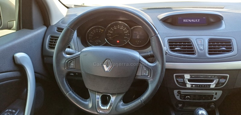 FLUENCE 2.0 DYNAMIQUE 16V FLEX 4P MANUAL - 2014 - FARROUPILHA